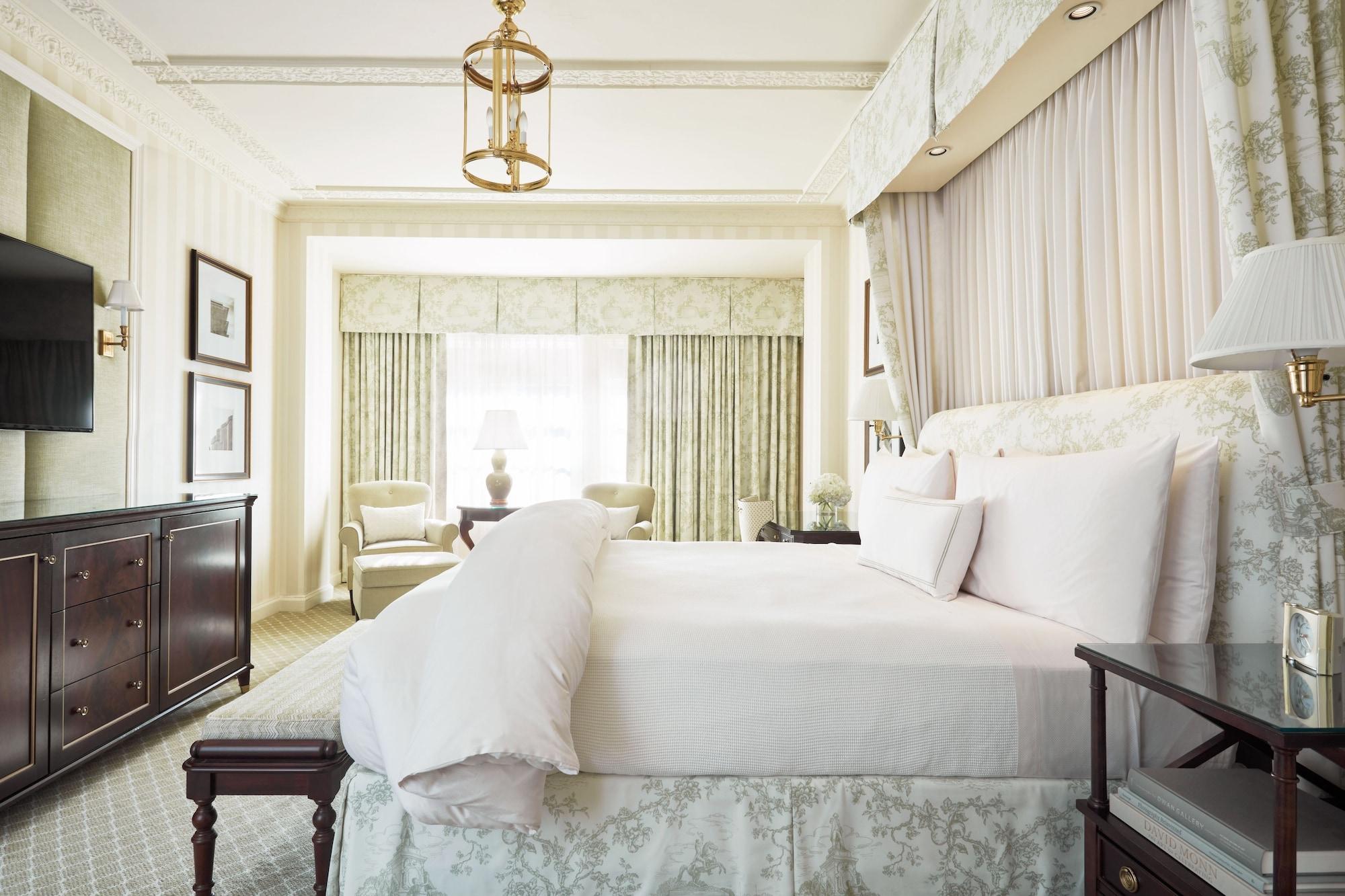 The Hay - Adams Hotel